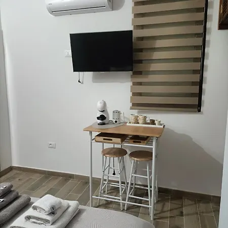 Raggio Di Sole Oda ve Kahvaltı Iglesias