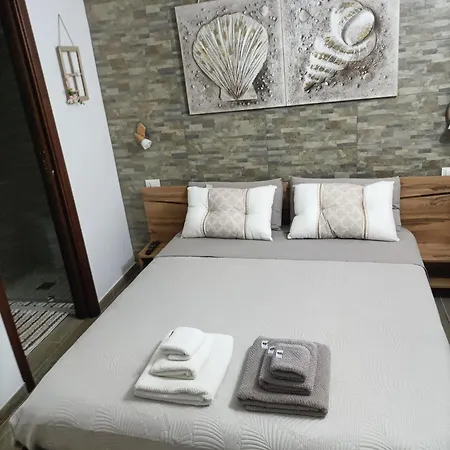 Raggio Di Sole Oda ve Kahvaltı 3*