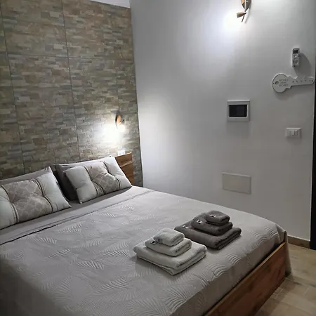 Oda ve Kahvaltı Raggio Di Sole 3*
