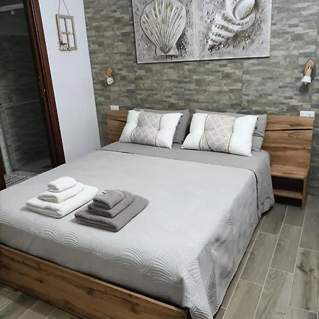 Oda ve Kahvaltı Raggio Di Sole 3*